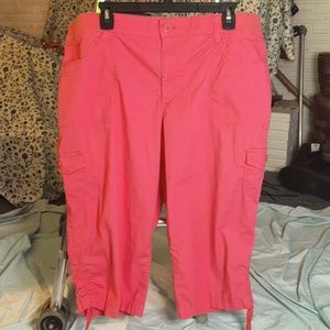 Gloria Vanderbilt Cargo Capris